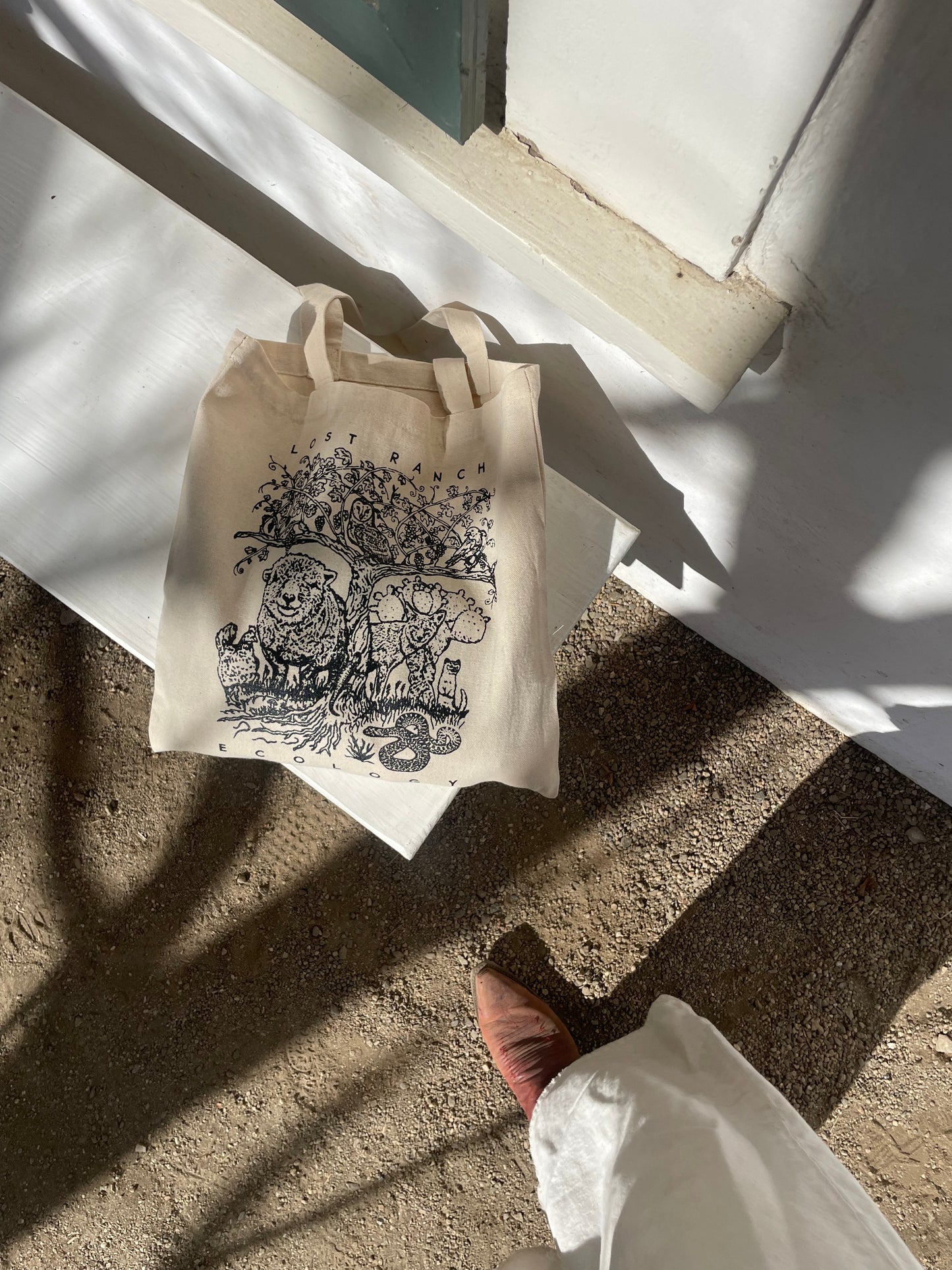 LOST RANCH ECOLOGY TOTE